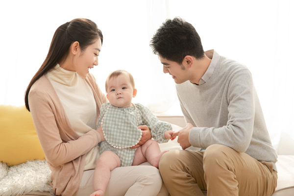 美国48岁自卵助孕5家助孕医院医院排名榜单揭晓！美国生命试管婴儿生育医院和美国芳泉谷生殖医院等本地口碑医院为你揭晓！